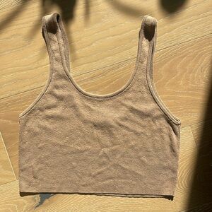 Ozma crop tank